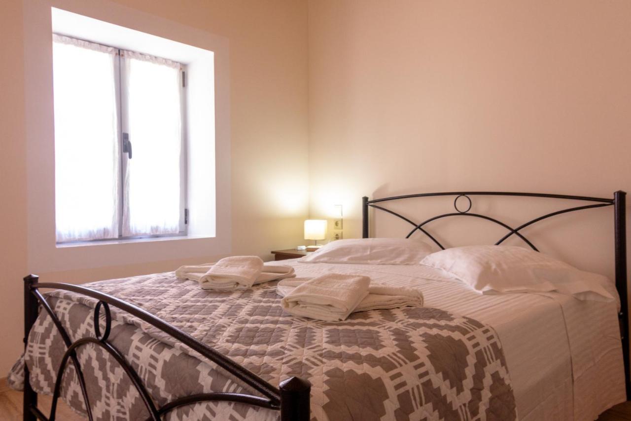 Spyran Apartment Marandokhórion Bagian luar foto